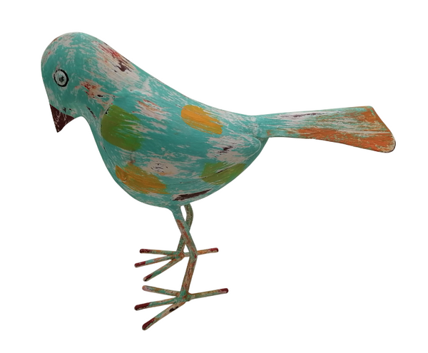 Pájaro decorativo de metal con patas finas y acabado artesanal envejecido.